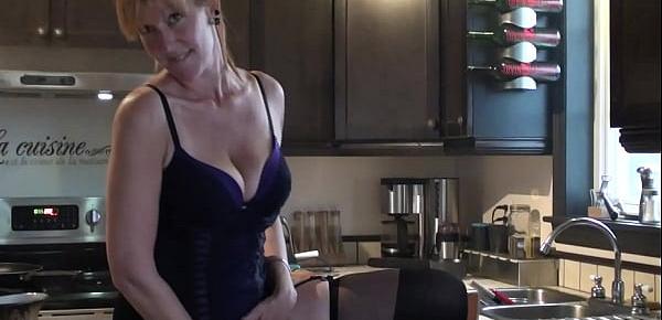  Sexy kitchen dance 5